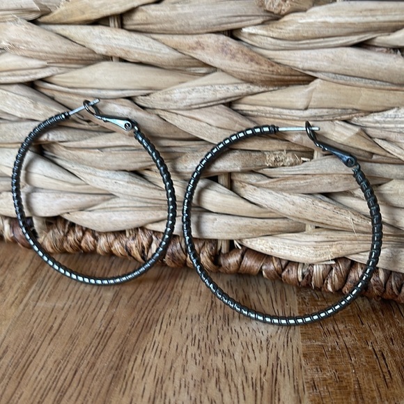 2” Hoop Graphite Gray Metal Earrings Diamond Cut Design - Picture 11 of 11